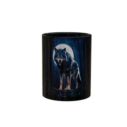 Lobo bajo la Luna Llena