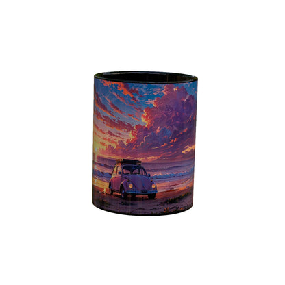 Taza con Vista de Playa al Atardecer