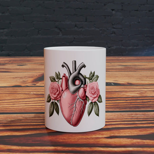 Amor Anatómico: Taza con Corazón y Rosas