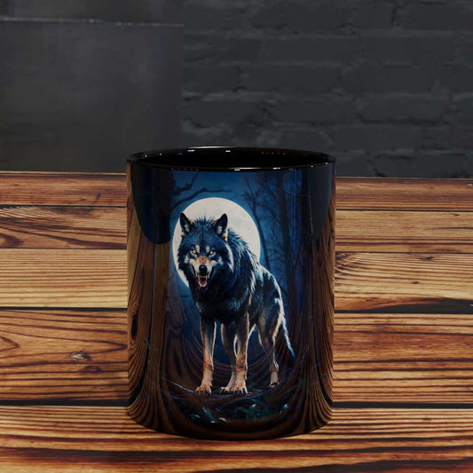 Lobo bajo la Luna Llena